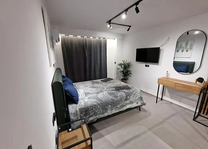 Patras Blue Sea And Sky Deluxe Apartment